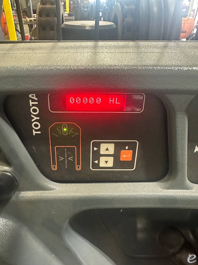 2021 Toyota 8BPUE15240