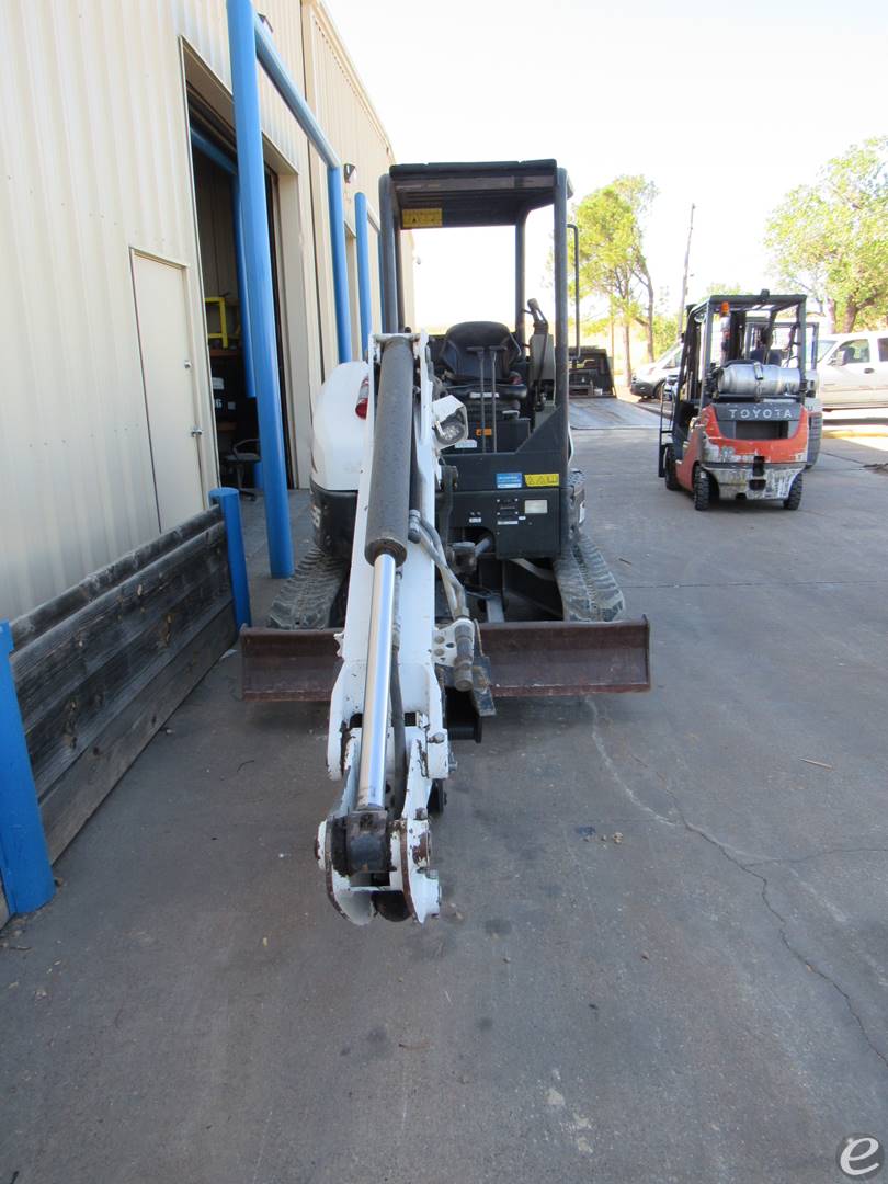 2017 Bobcat E35I