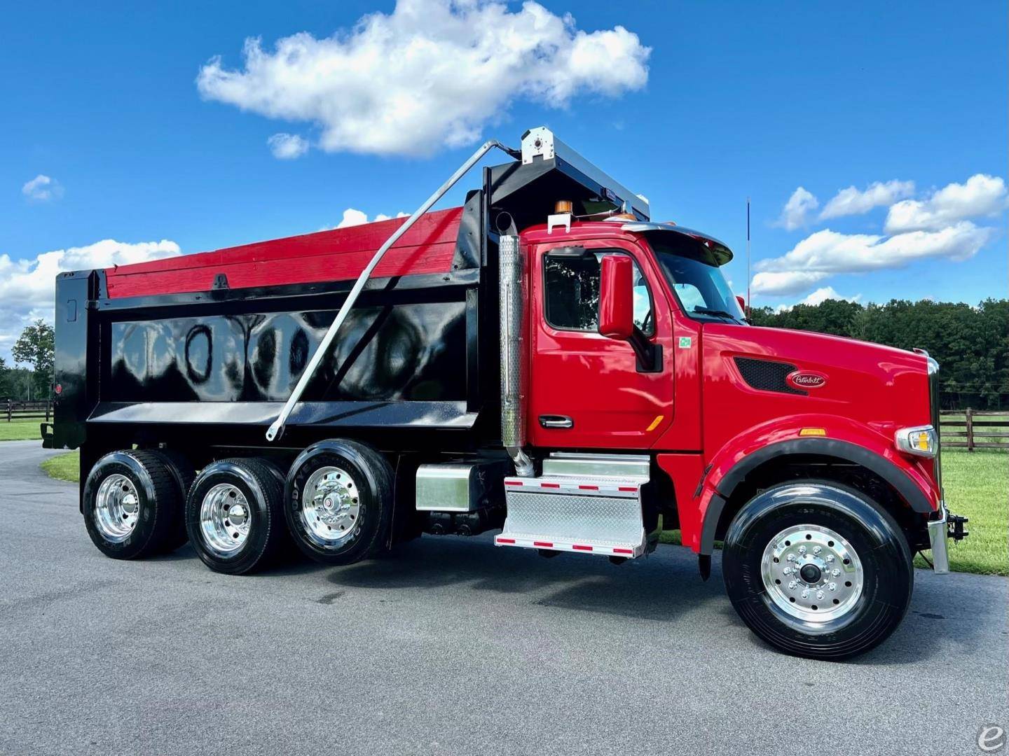 2021 Peterbilt 567