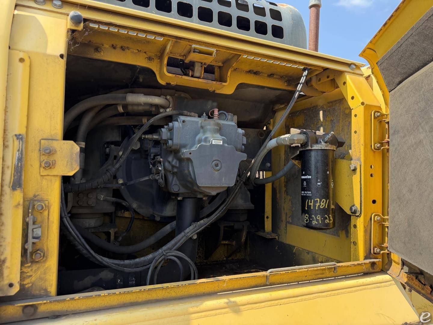 2004 Komatsu PC300 LC-7