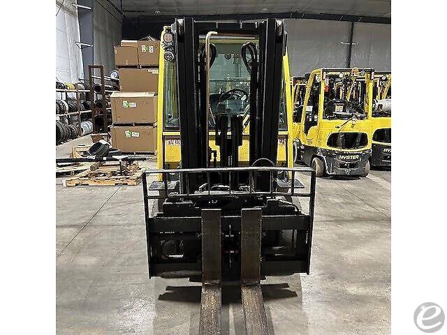 2018 Hyster H80FT LP Gas Forklift - 123Forklift