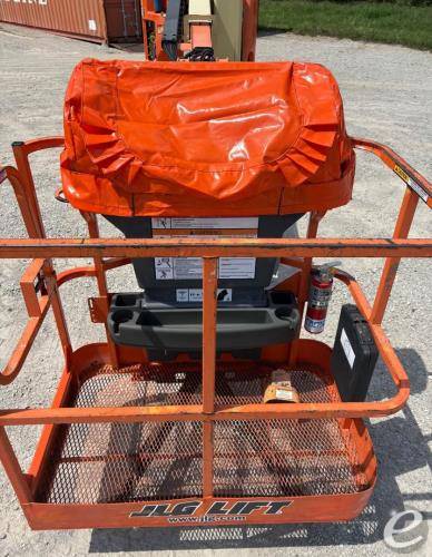 2018 JLG E300AJP