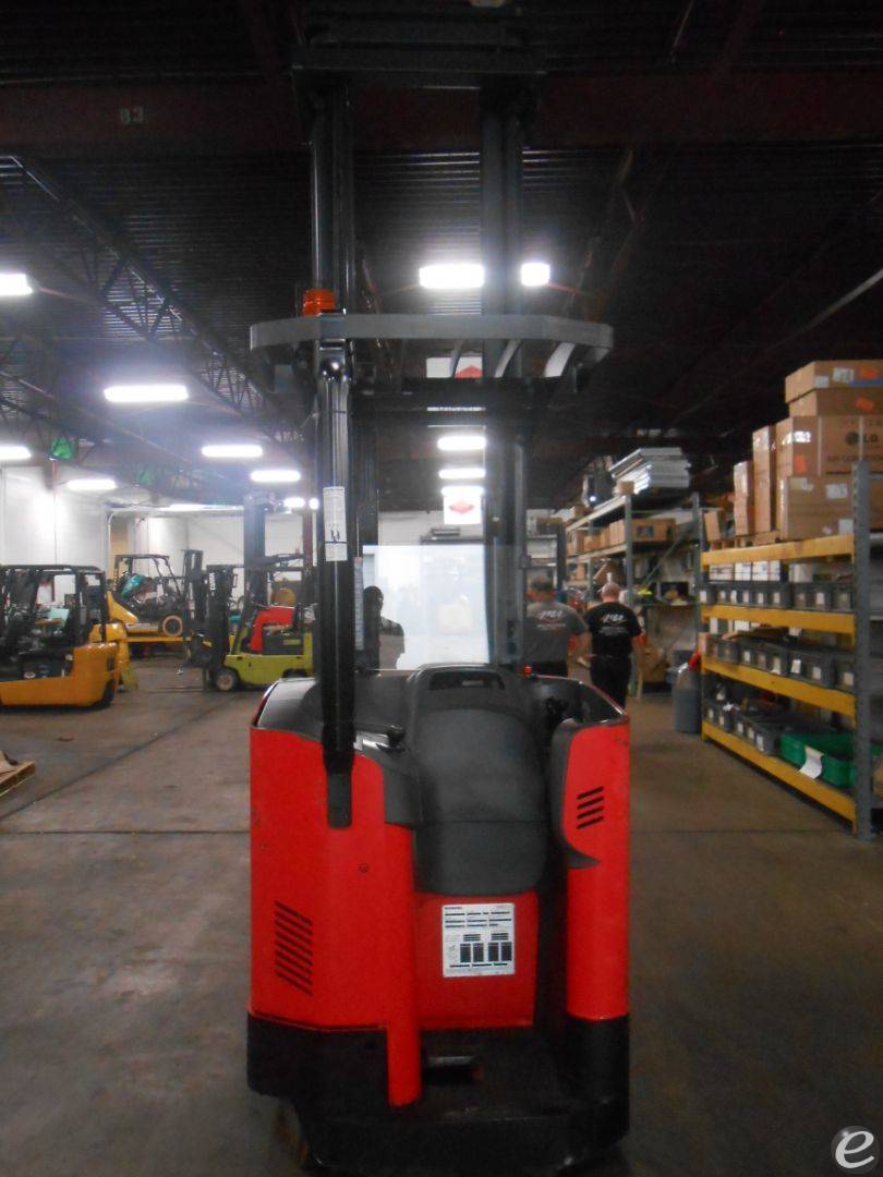 2009 Raymond 7400-R45TT Electric Reach Truck - 123Forklift