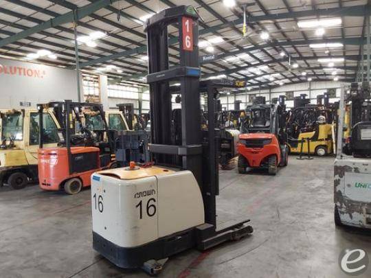 2019 Crown SP4050-30