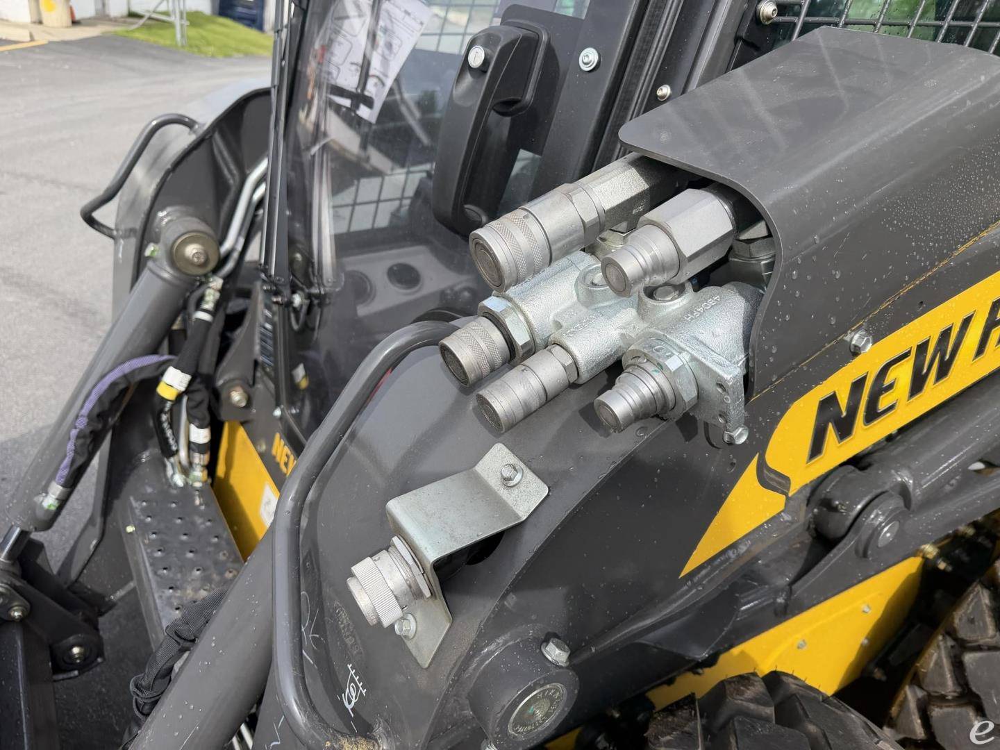 2026 New Holland L320