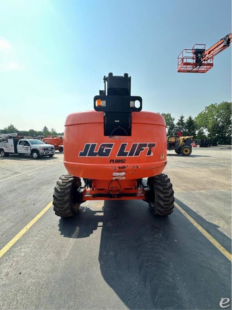2015 JLG 660SJ