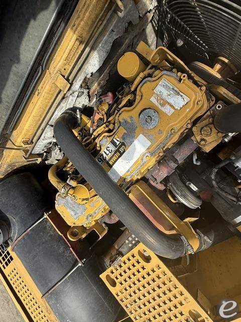 2004 Cat 325CL