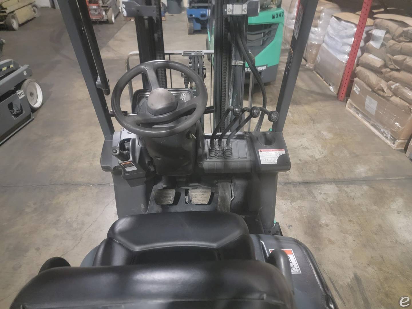 2017 Mitsubishi FGC18N