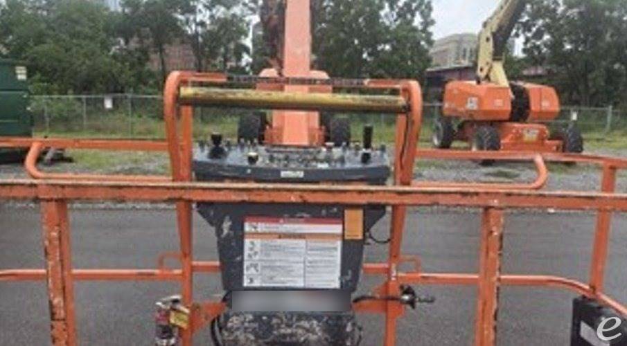 2018 JLG 1200SJP