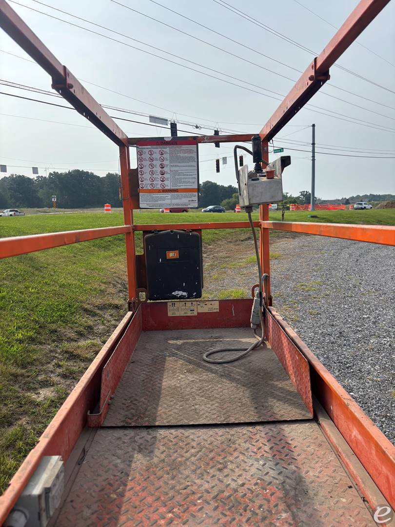 2013 Skytrak SJIII-3219