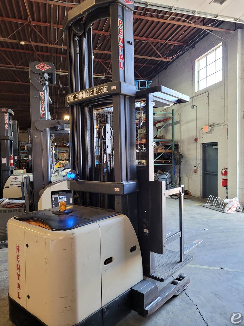 2012 Crown SP3520-30