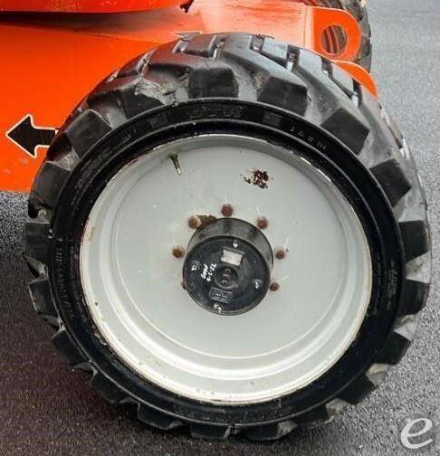 2015 JLG 600AJ