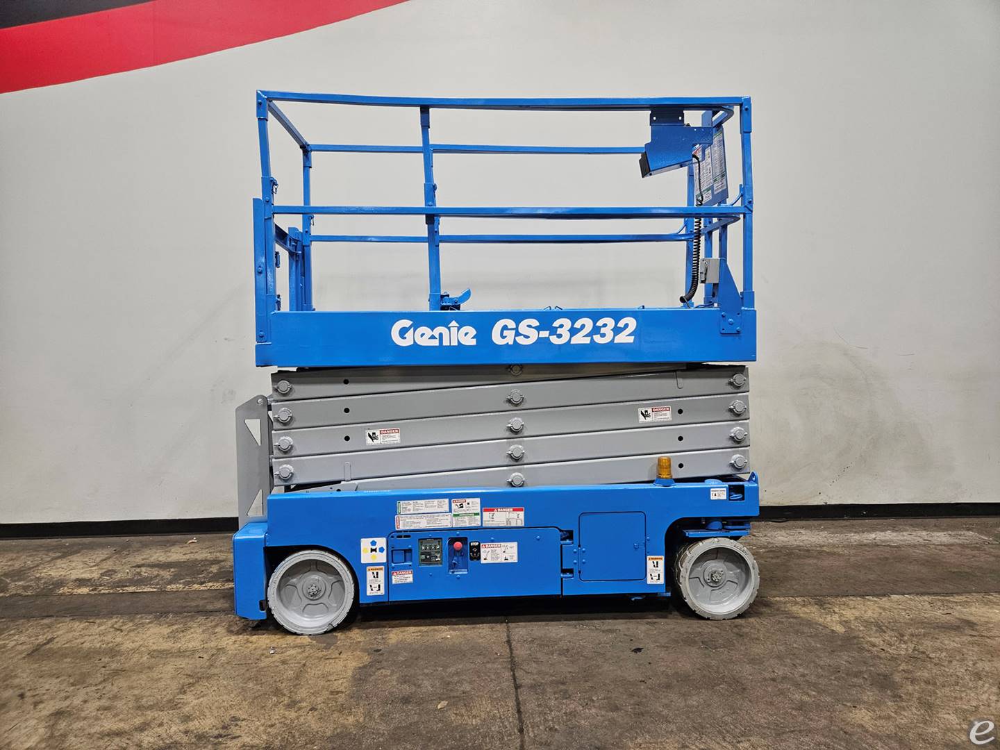 2012 Genie GS3232