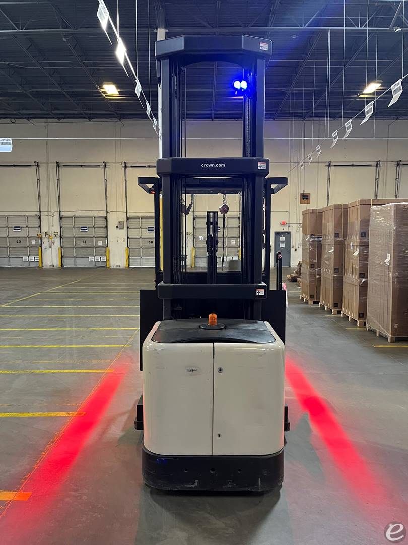 2018 Crown SP3520-30