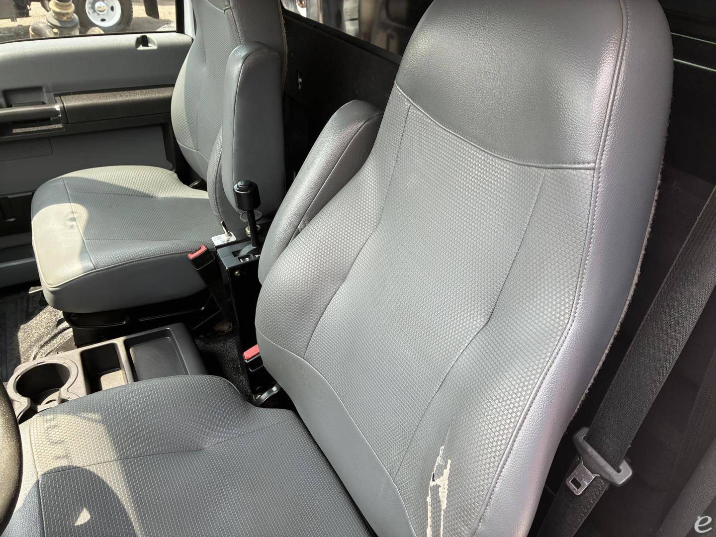 2019 Ford F750 XLT SD