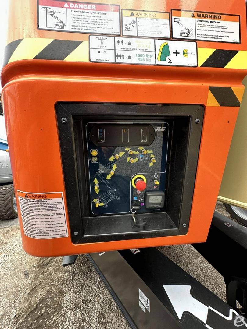 2025 JLG 1500AJP