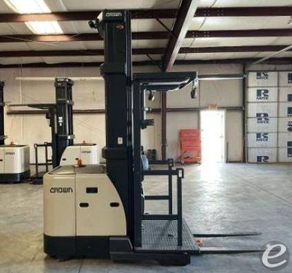 2020 Crown SP3520-30