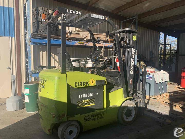 2017 Clark ECX25