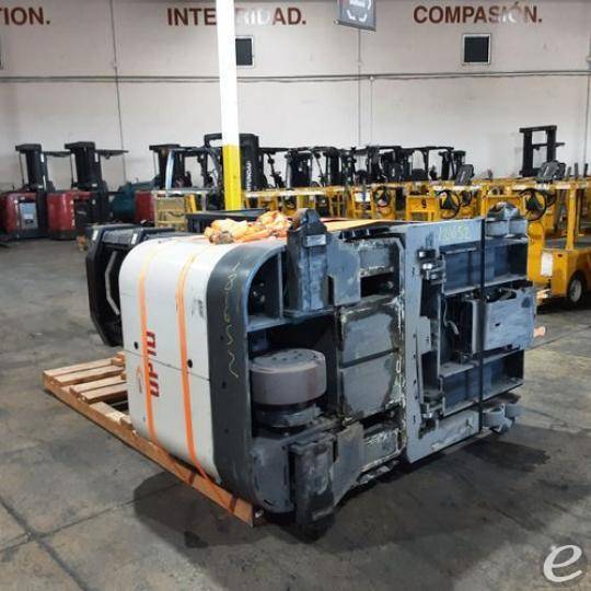 2016 Crown SP4030-30 Electric Order Picker - 123Forklift