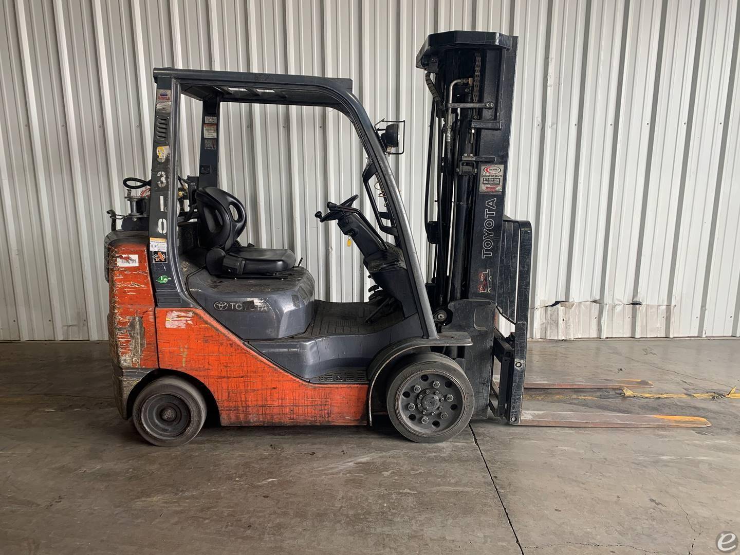 2008 Toyota 8FGCU25 LP Gas Forklift...