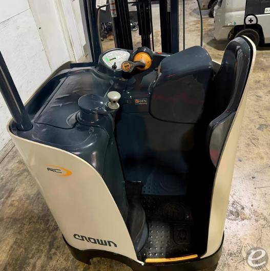 2012 Crown RC5530-30