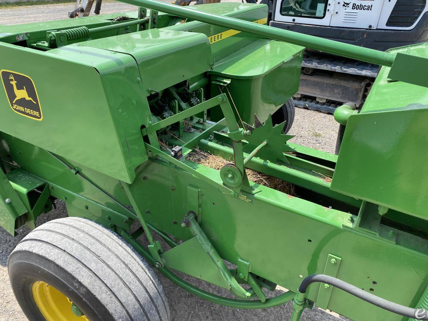John Deere 336