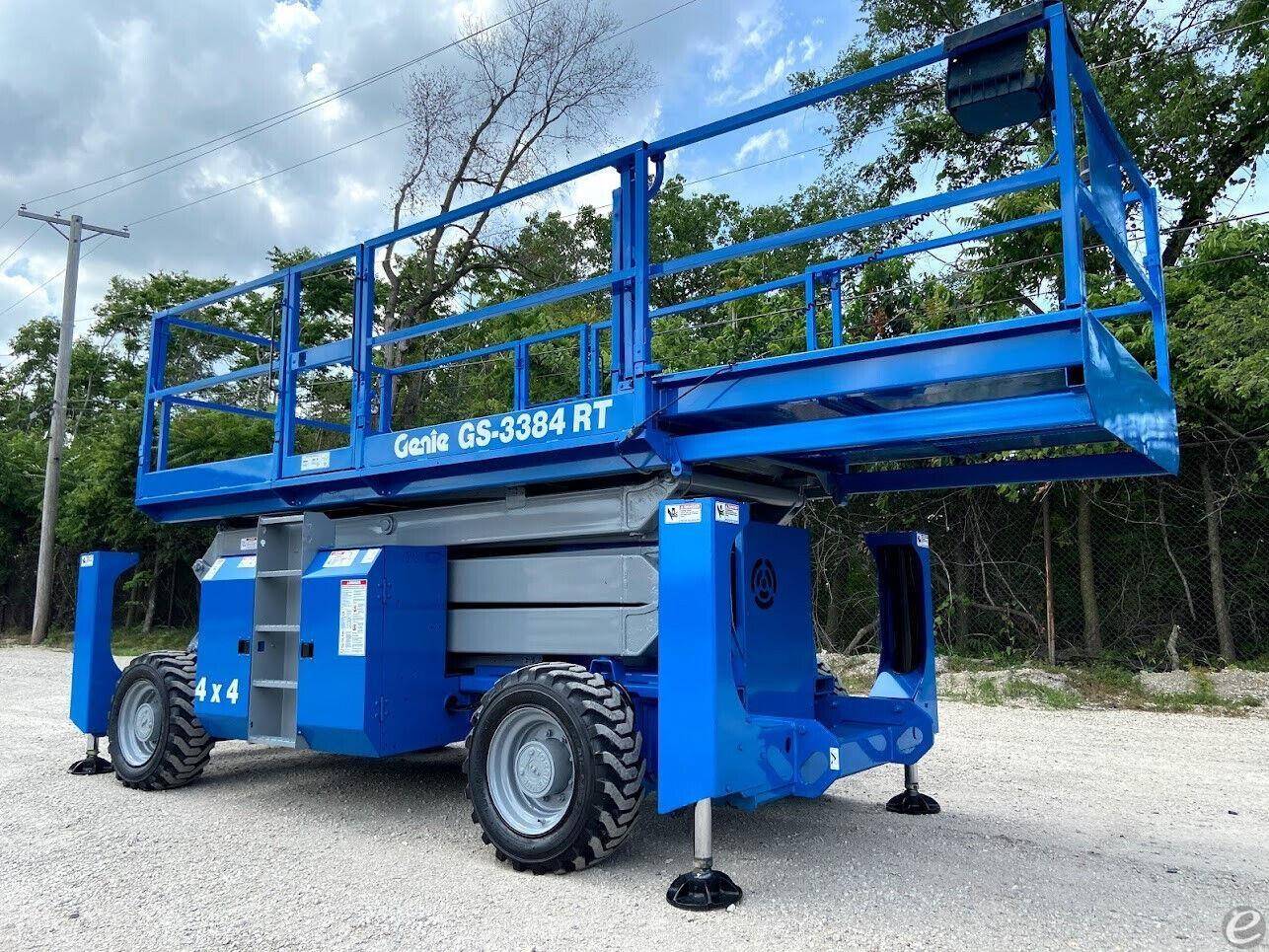 2015 Genie GS3384RT Diesel Scissor Lift - 123Forklift