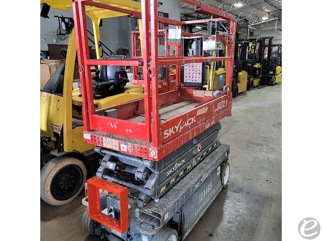 2015 Skyjack SJ-3219 Electric Sciss...