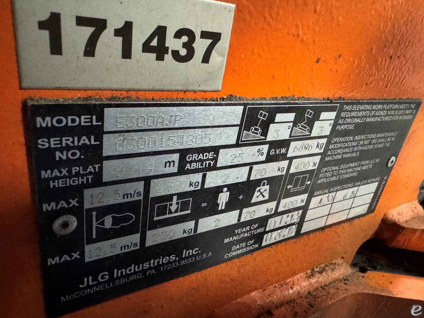 2012 JLG E300AJP