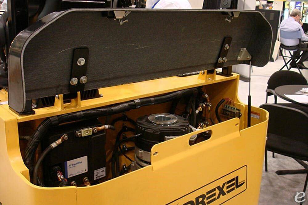 2026 Drexel SLT30AC