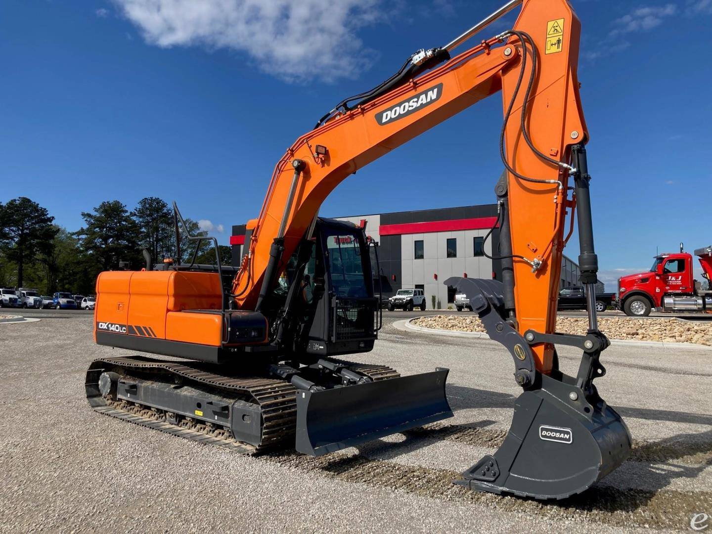 2022 Doosan DX140 LC