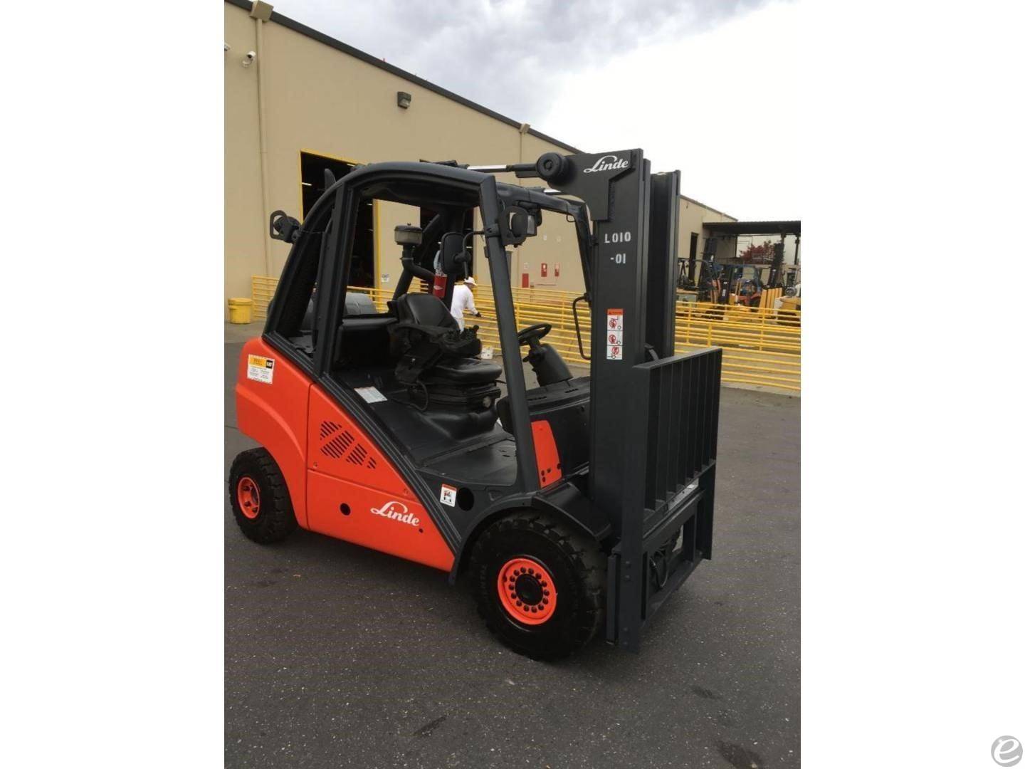 2017 Linde H25T600
