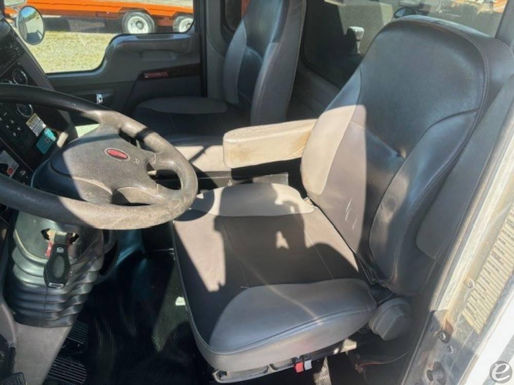 2017 Kenworth T270