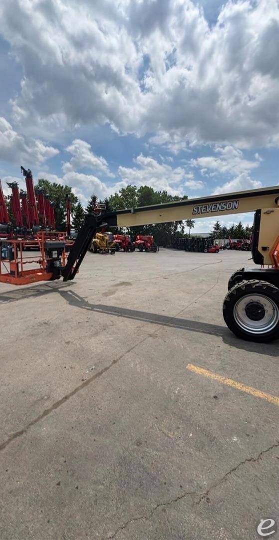 2015 JLG 800AJ