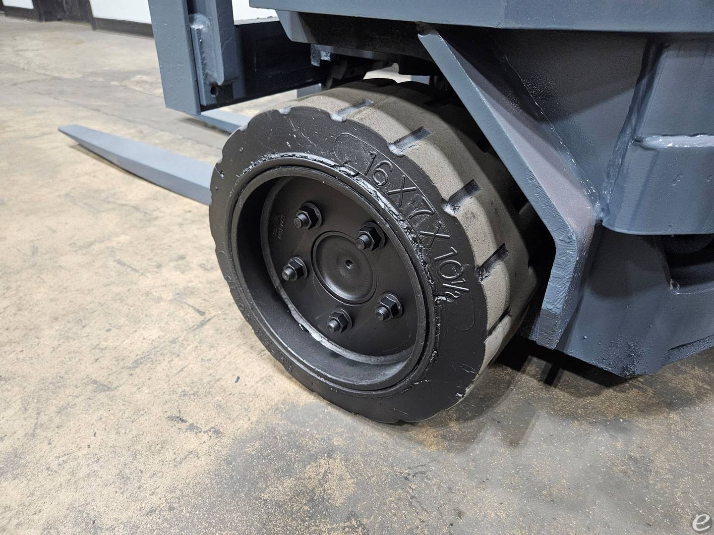 2015 Aisle-Master 44S