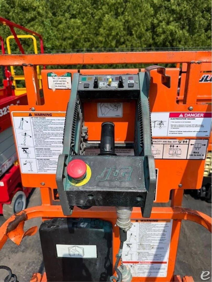 2017 JLG 1930ES