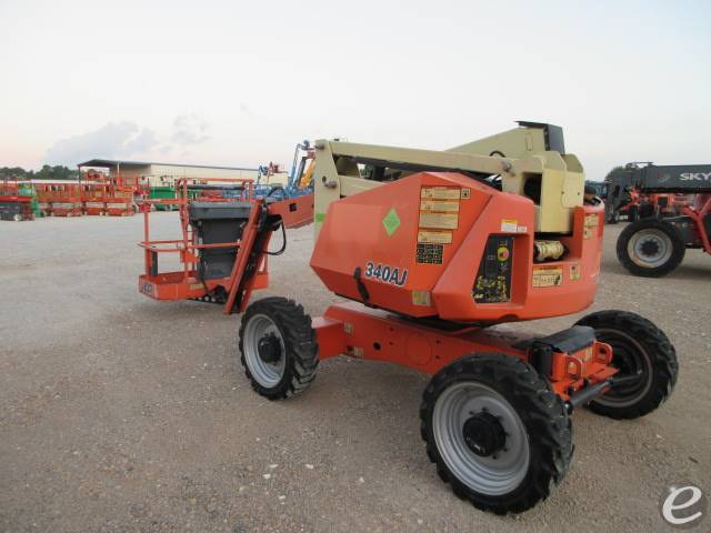 2018 JLG 340AJ