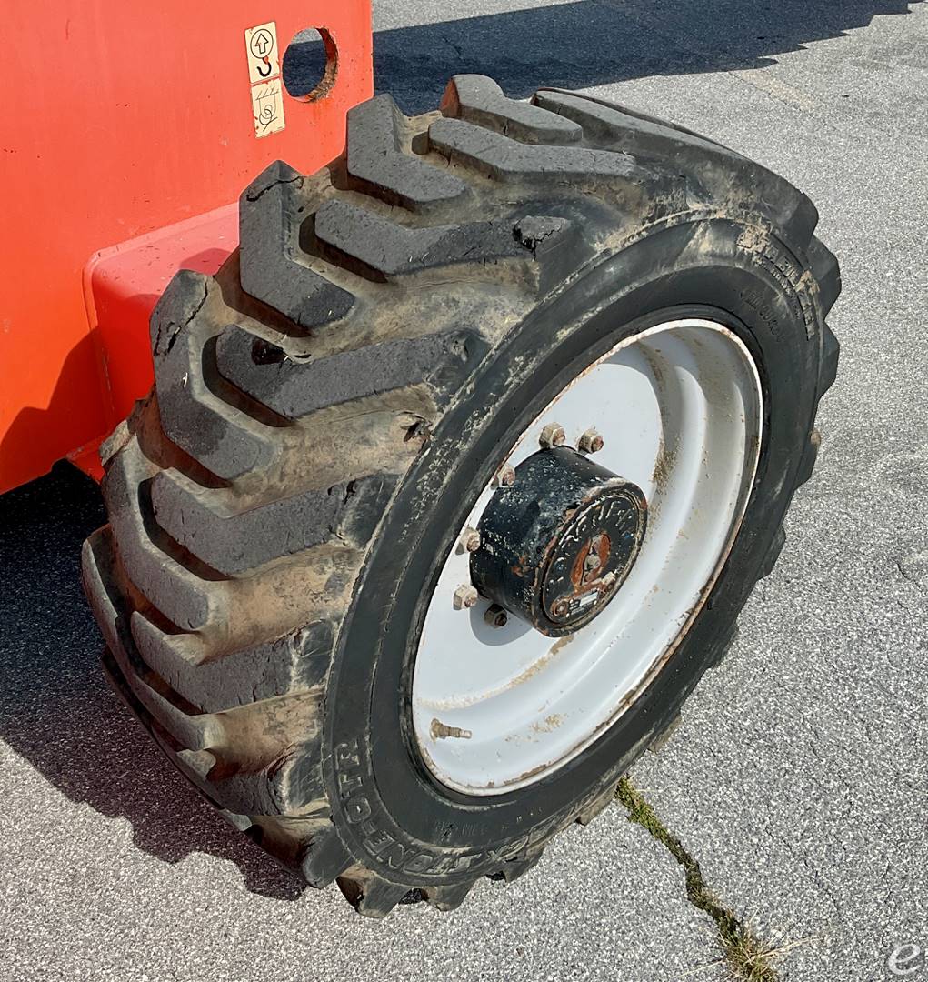 2016 JLG 600S