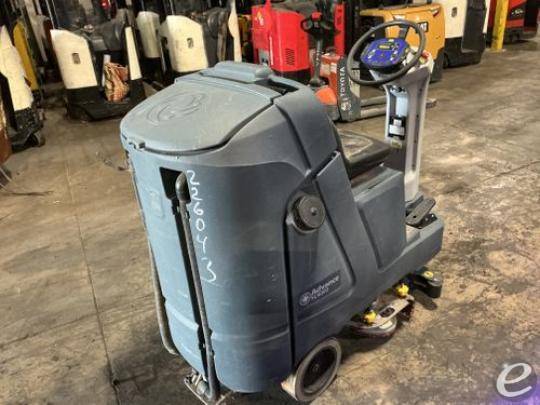 2023 Advance SC4000 28D