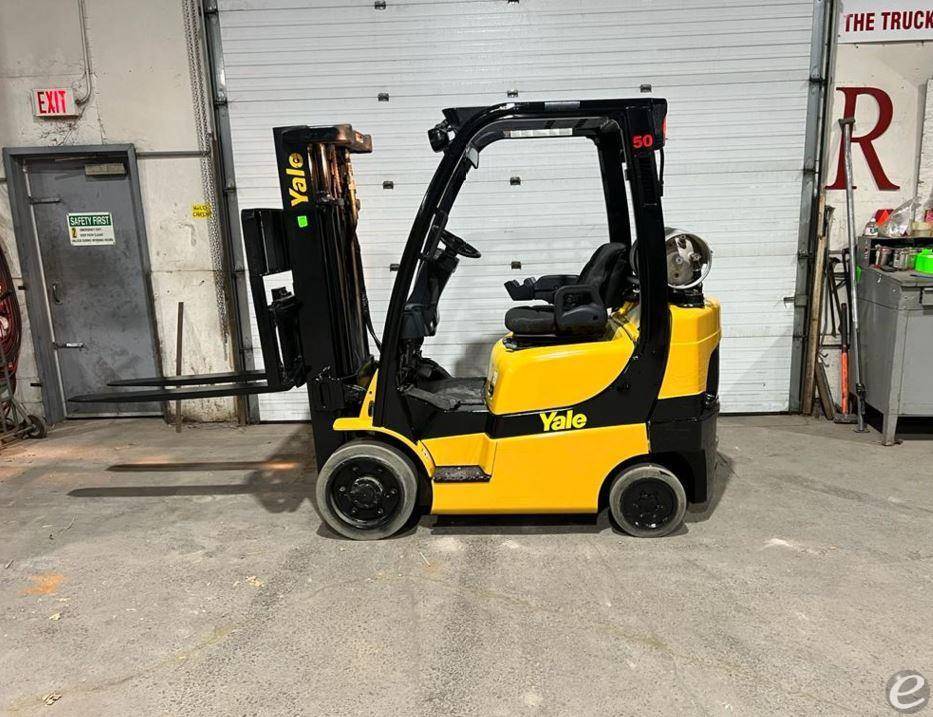 2005 Yale GLC070VXNGSE088 LP Gas Forklift - 123Forklift