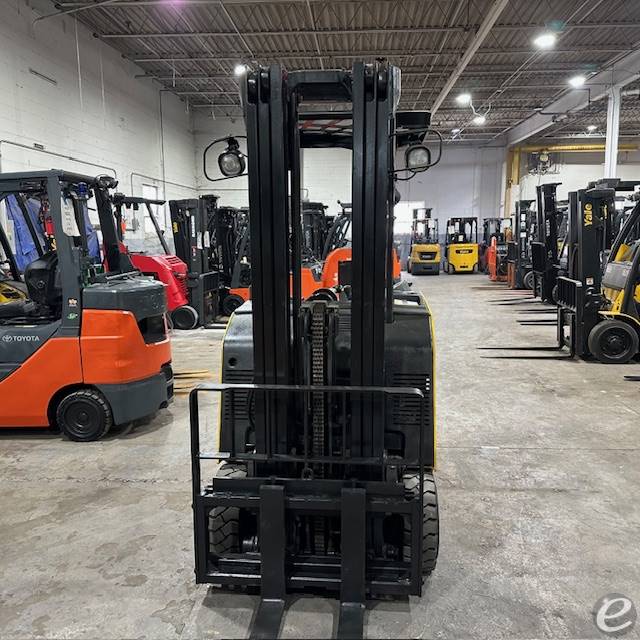 2022 Yale ESC040AD