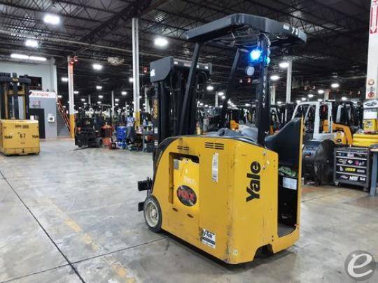 2019 Yale ESC040 Electric Stand Up End Control (Docker)       Forklift - 123Forklift