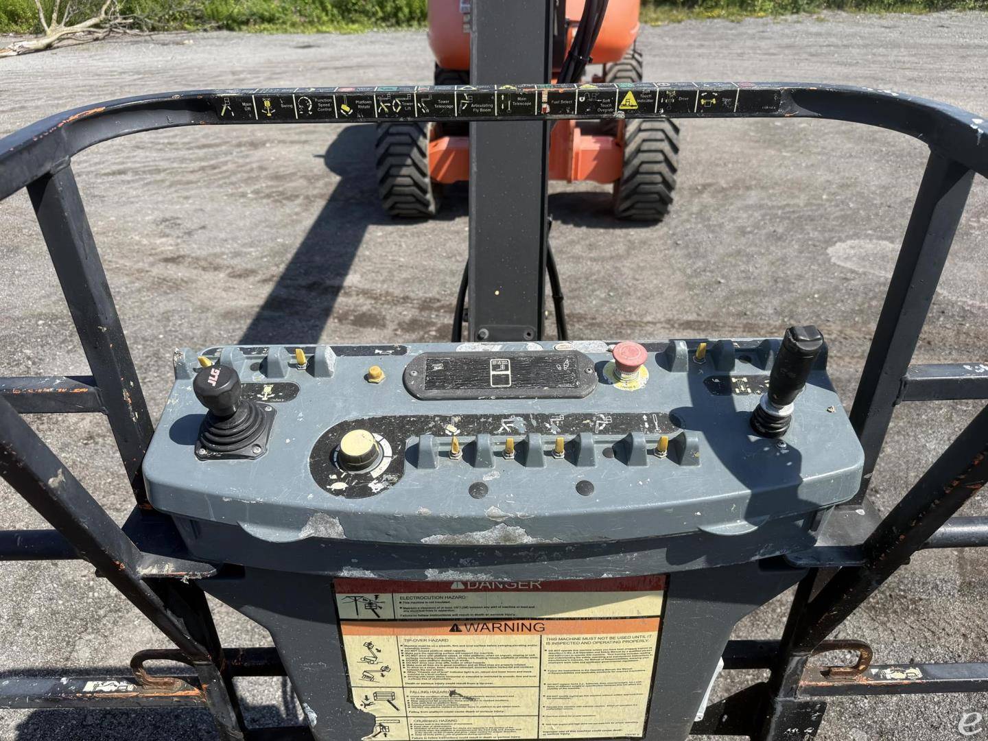 2008 JLG 800A