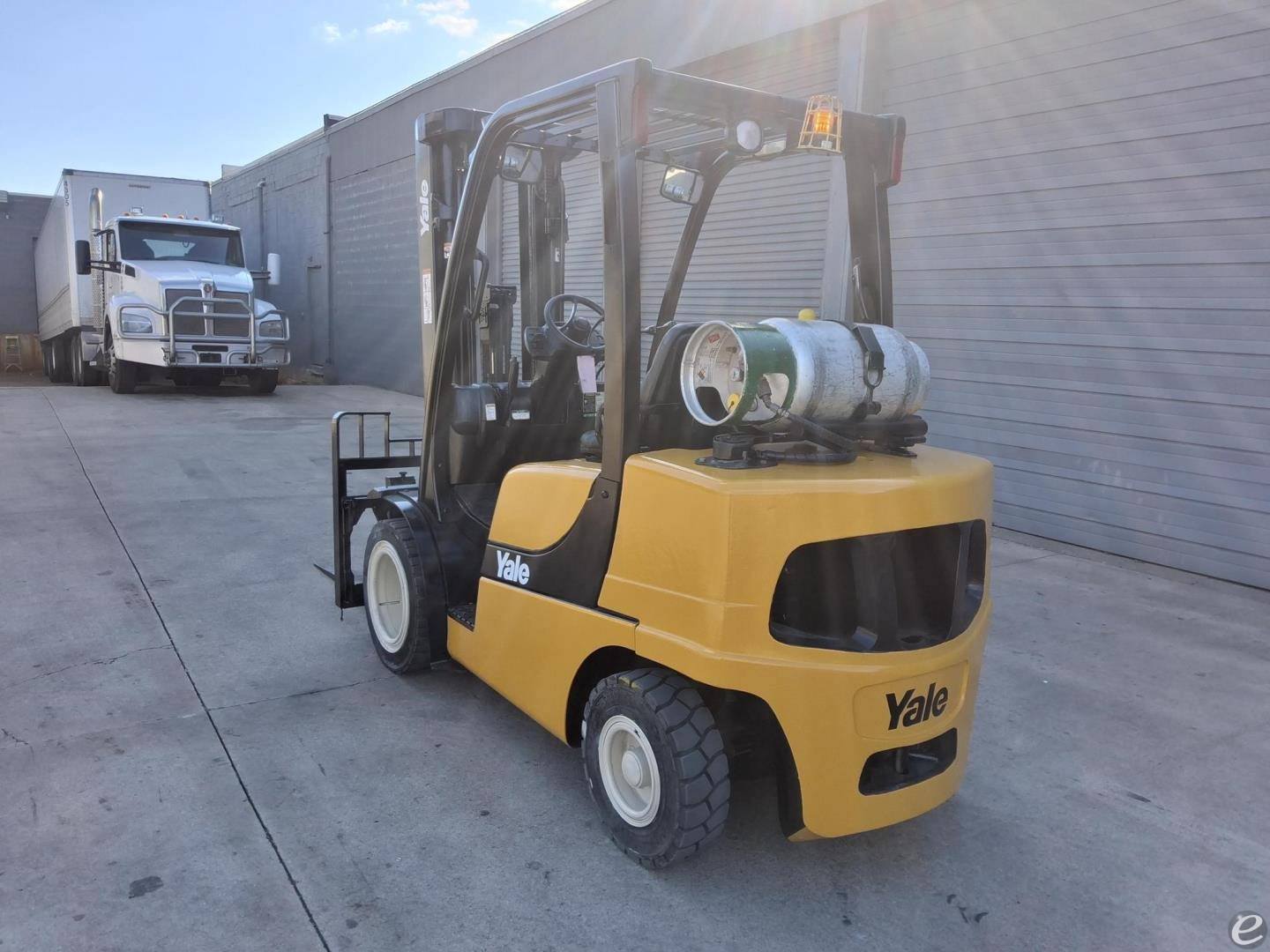 2014 Yale GLP060VX