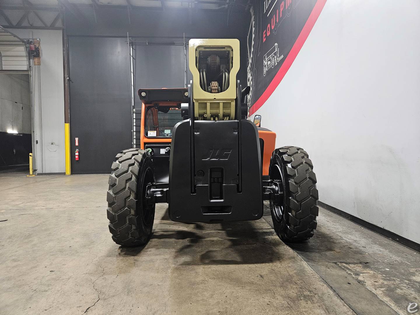 2021 JLG 1255