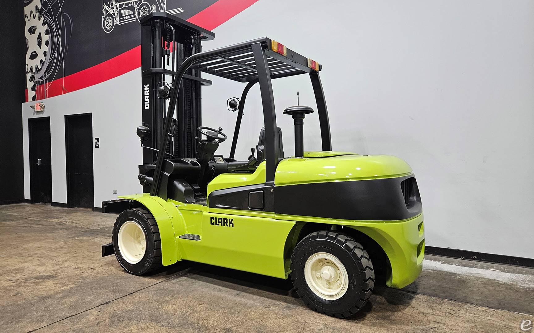 2013 Clark C55SD