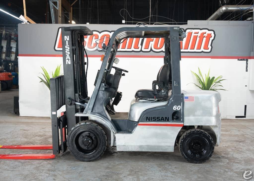 2009 Nissan                                             MYGL02A30V Diesel Forklift - 123Forklift