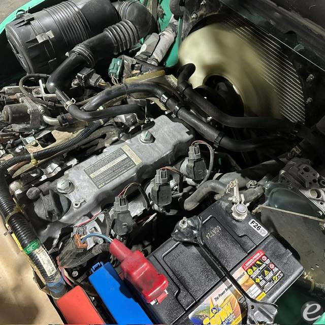 2021 Mitsubishi FGC33N