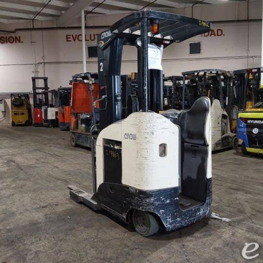 2018 Crown RR5725-45