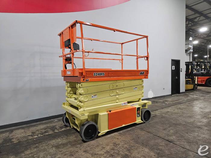 2014 JLG 3248RS